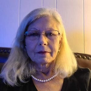 Meet your Posher, Carol